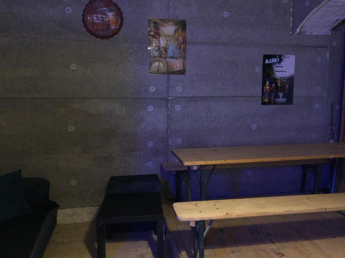 Whole Basement Former Pub2 For Stag Do, Men'S Cave Budapest Eksteriør bilde